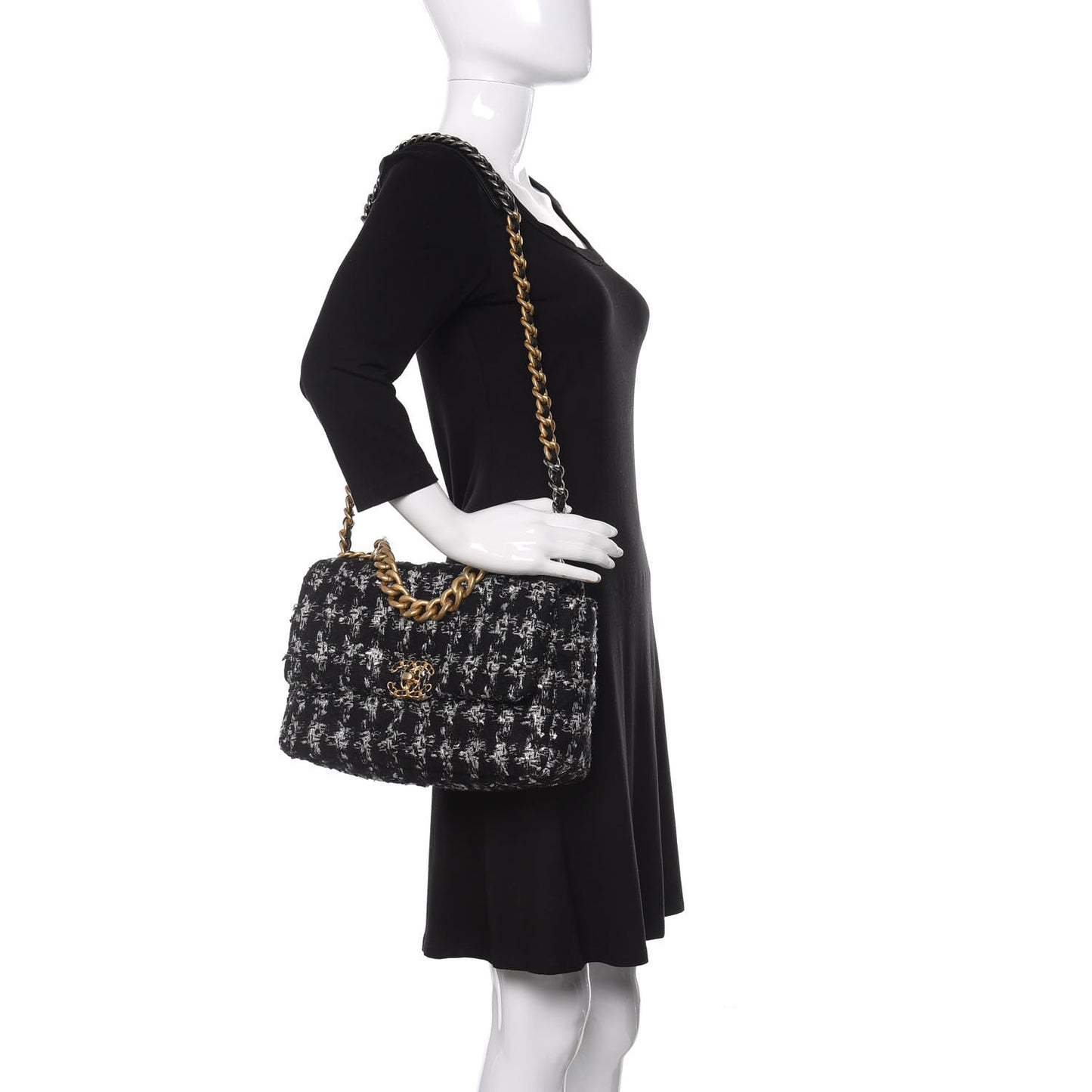 Tweed Quilted Large 19 Flap Black Ecru White