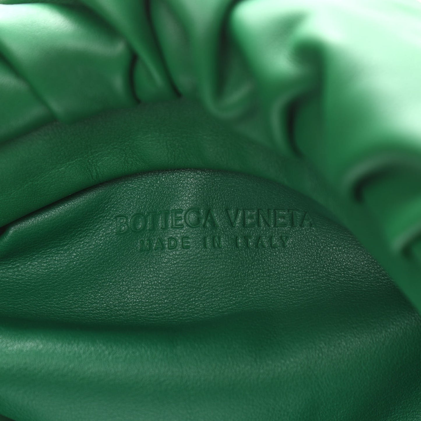 Calfskin The Pouch Chain Racing Green