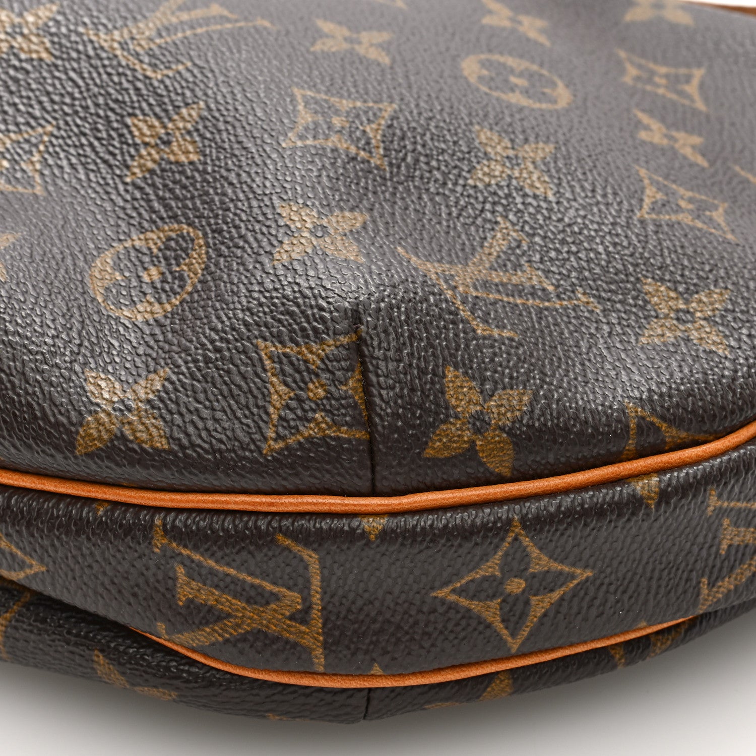Louis Vuitton Monogram Croissant MM 9 of 10