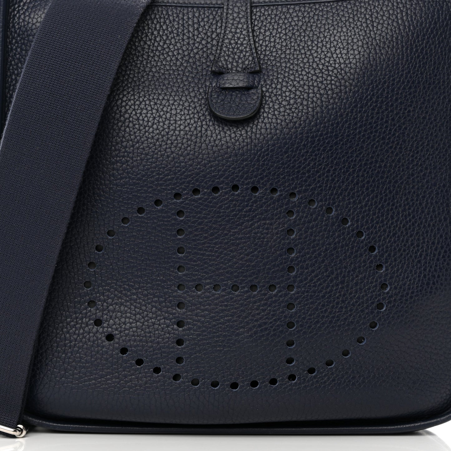 Taurillon Clemence Evelyne III PM Bleu Nuit