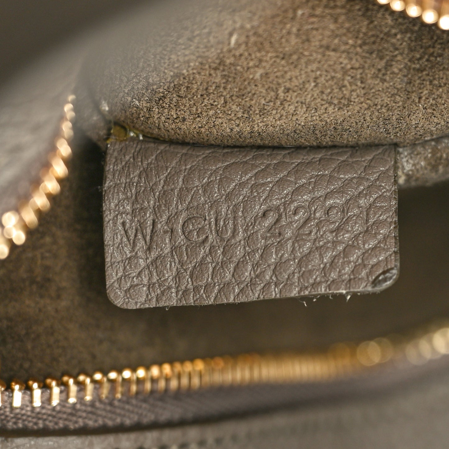Soft Grained Calfskin Small Belt Cabas Phantom Taupe