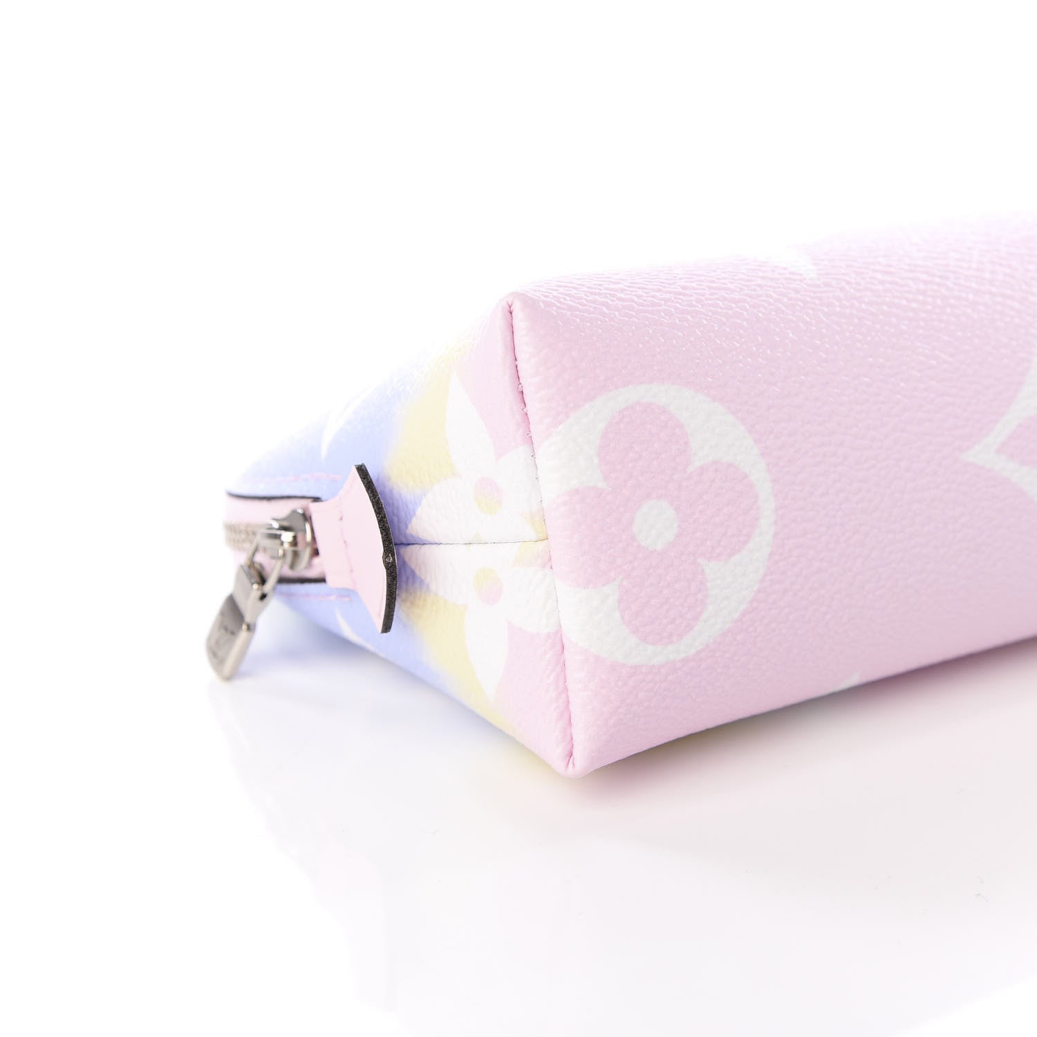 Louis Vuitton Monogram Giant Escale Cosmetic Pouch Pastel 5 of 8