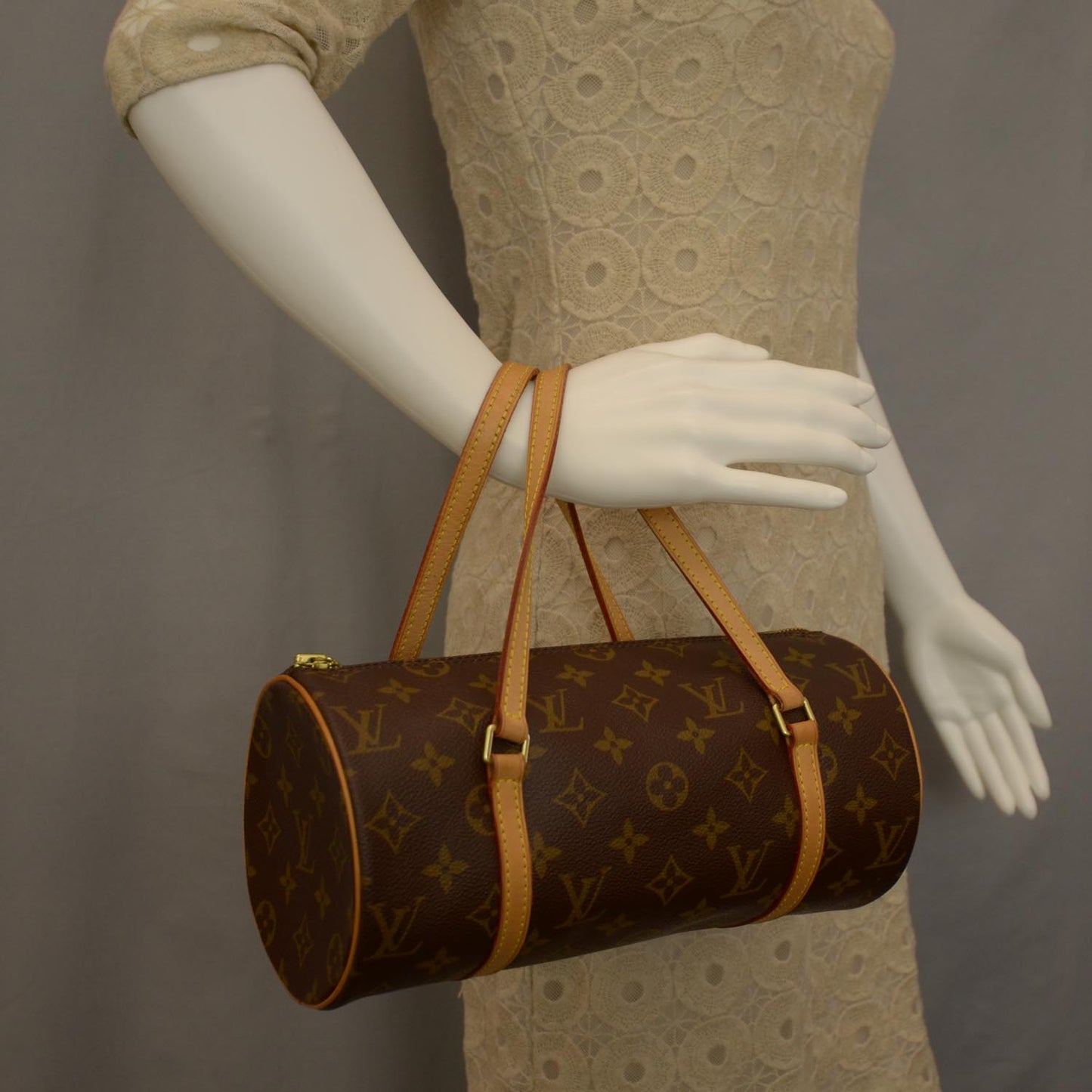 Monogram Papillon 26