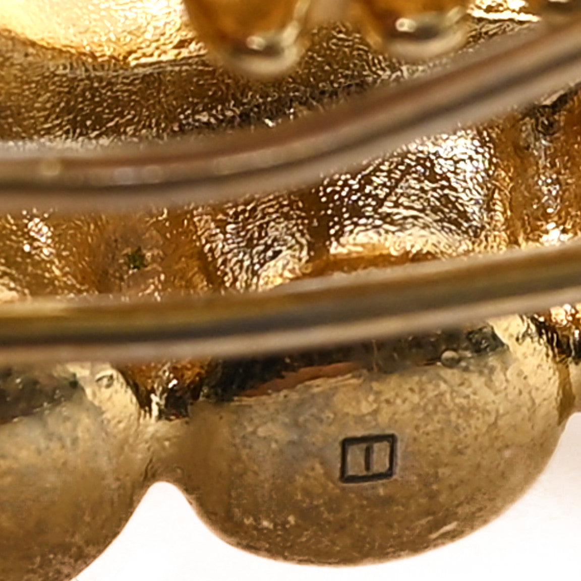 Metal Pearl Double G Hair Clip Aged Gold