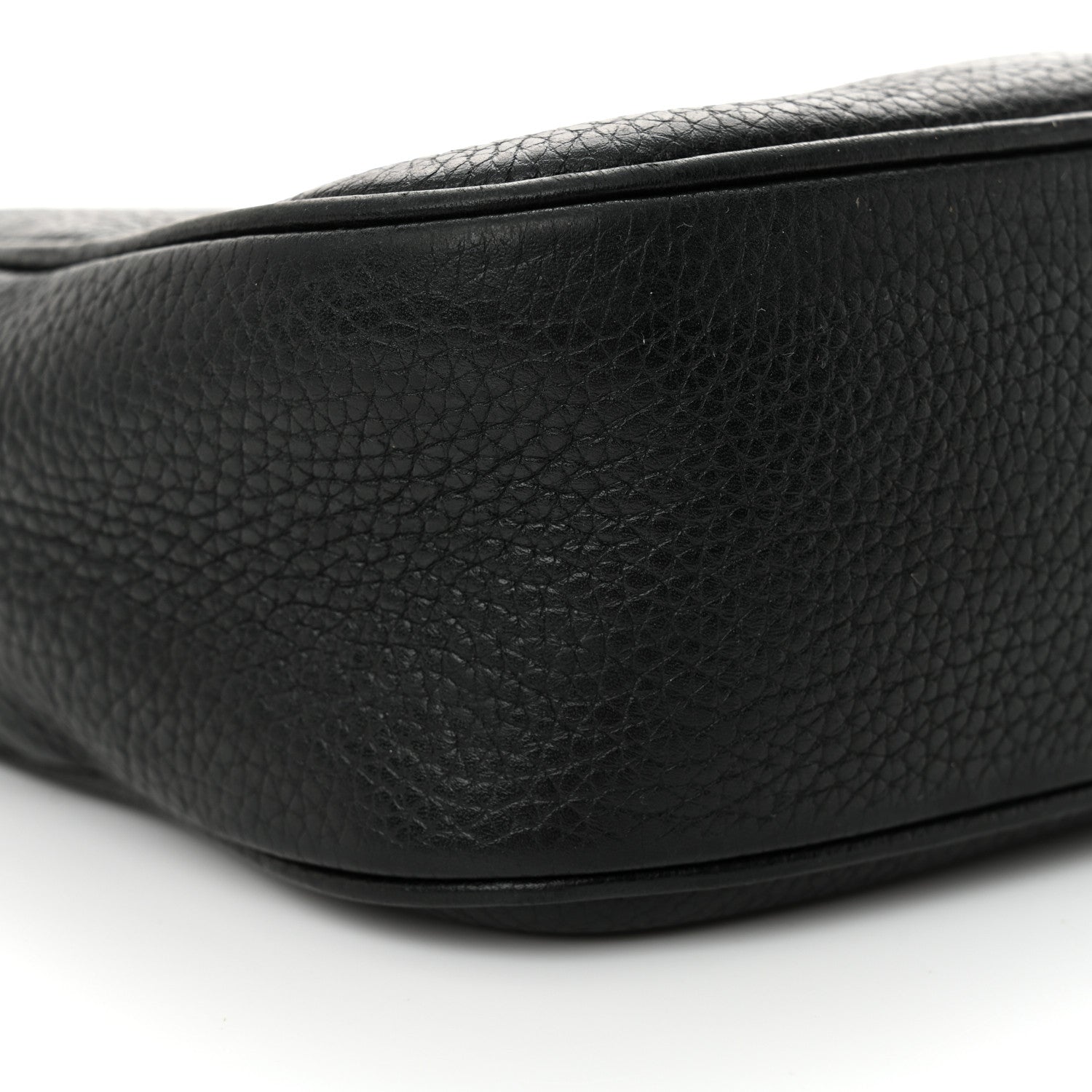 Gucci Pebbled Calfskin Small Soho Disco Bag Black 9 of 16