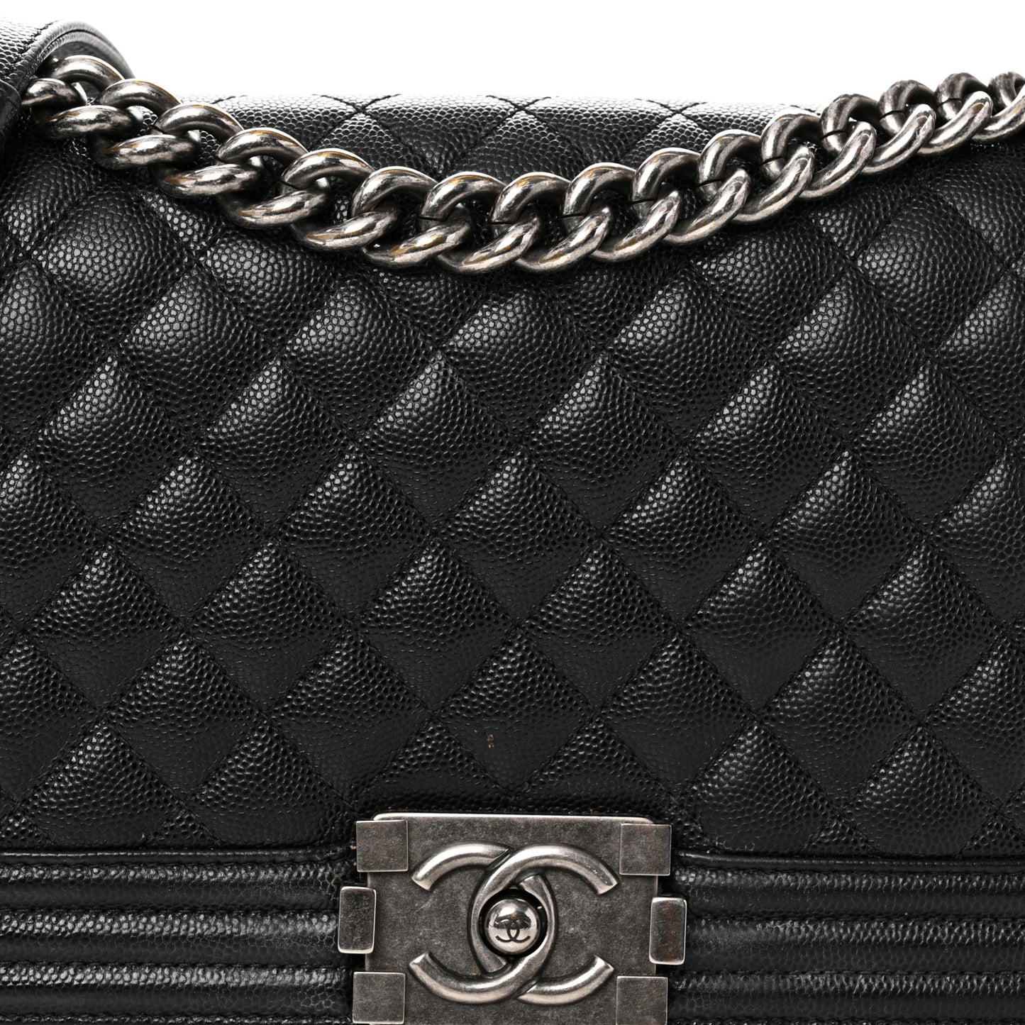 Caviar Quilted Medium Boy Flap Black