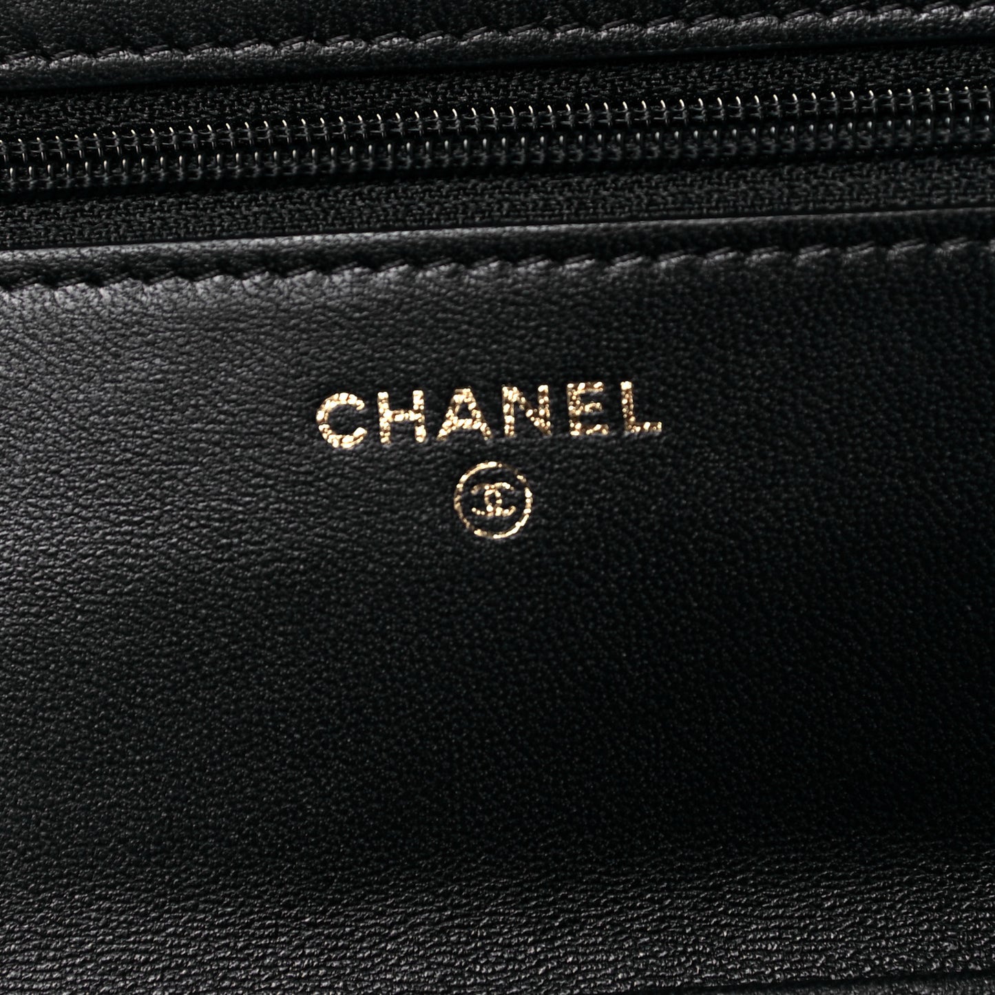 Lambskin Chevron Quilted Wallet On Chain WOC Black