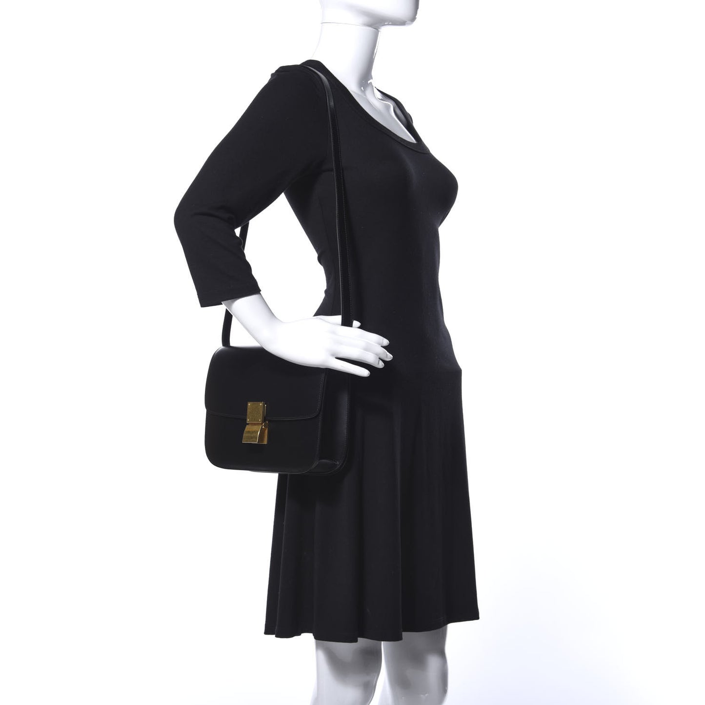 Box Calfskin Medium Classic Box Flap Bag Black