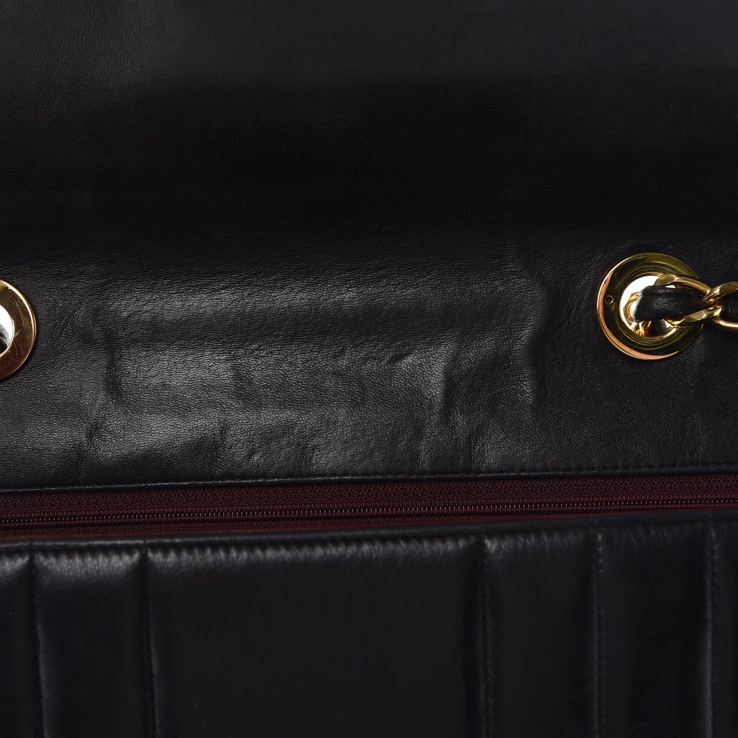 Lambskin Vertical Quilt Jumbo Single Flap Black