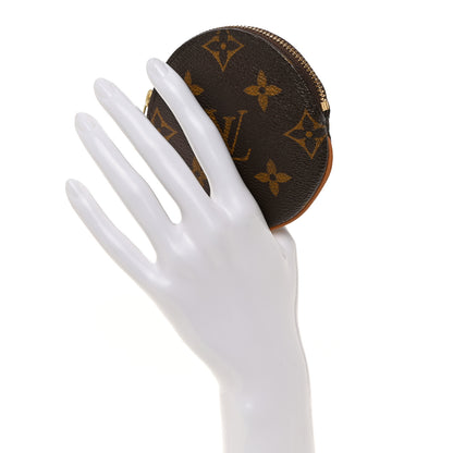 Louis Vuitton Monogram Round Coin Purse 2 of 7