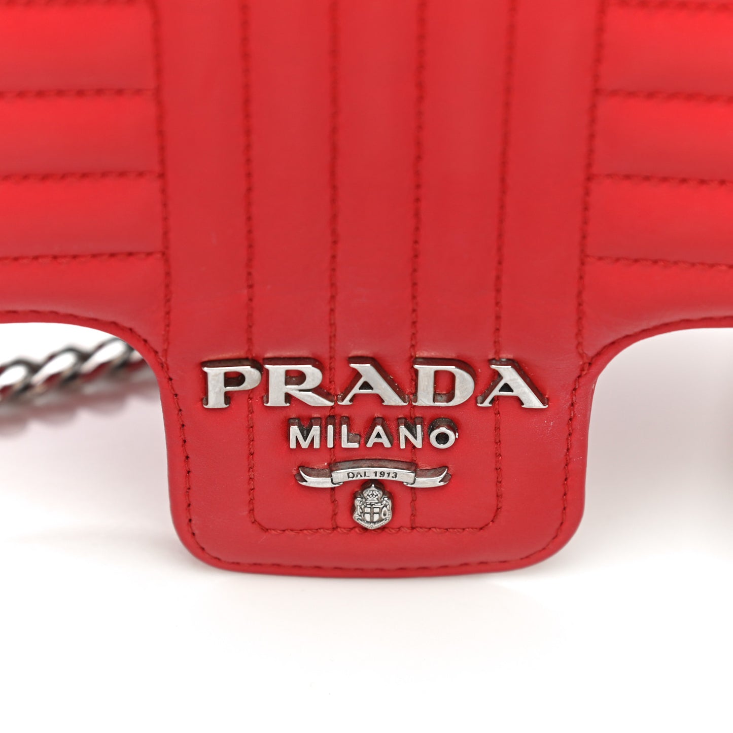 Soft Calfskin Impunture Diagramme Medium Chain Flap Shoulder Bag Fuoco
