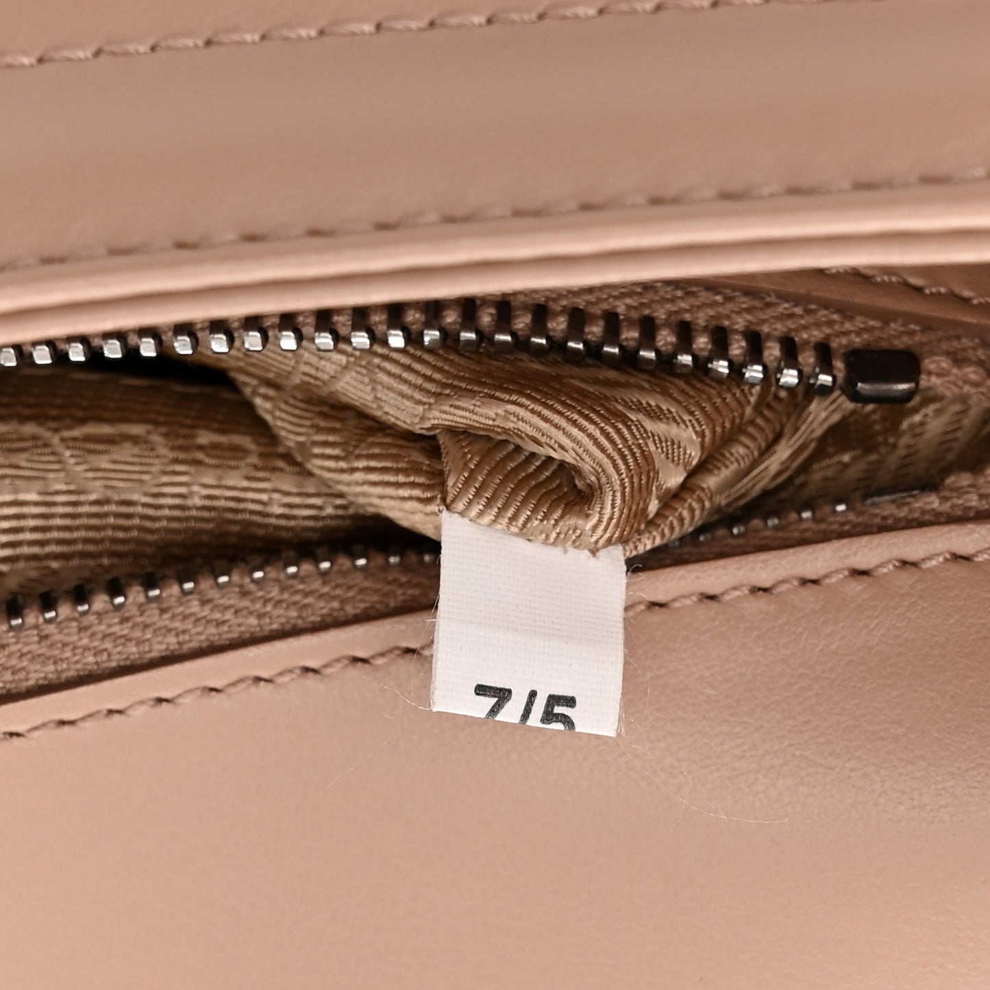 Soft Calfskin Impunture Diagramme Medium Chain Flap Shoulder Bag Cipria