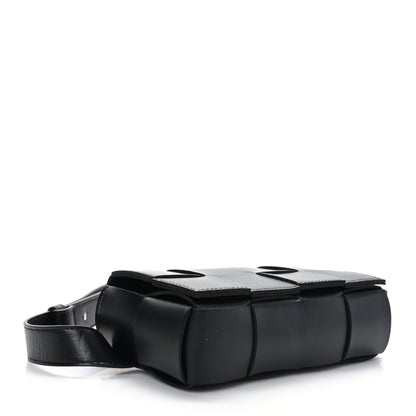 Bottega Veneta Nappa Maxi Intreccio The Belt Cassette Bag Black 3 of 7