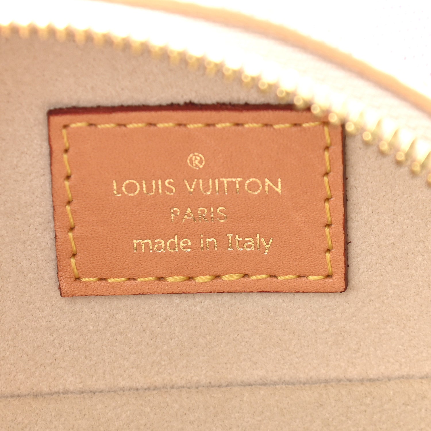 Louis Vuitton Damier Azur Boite Chapeau Souple PM 6 of 8