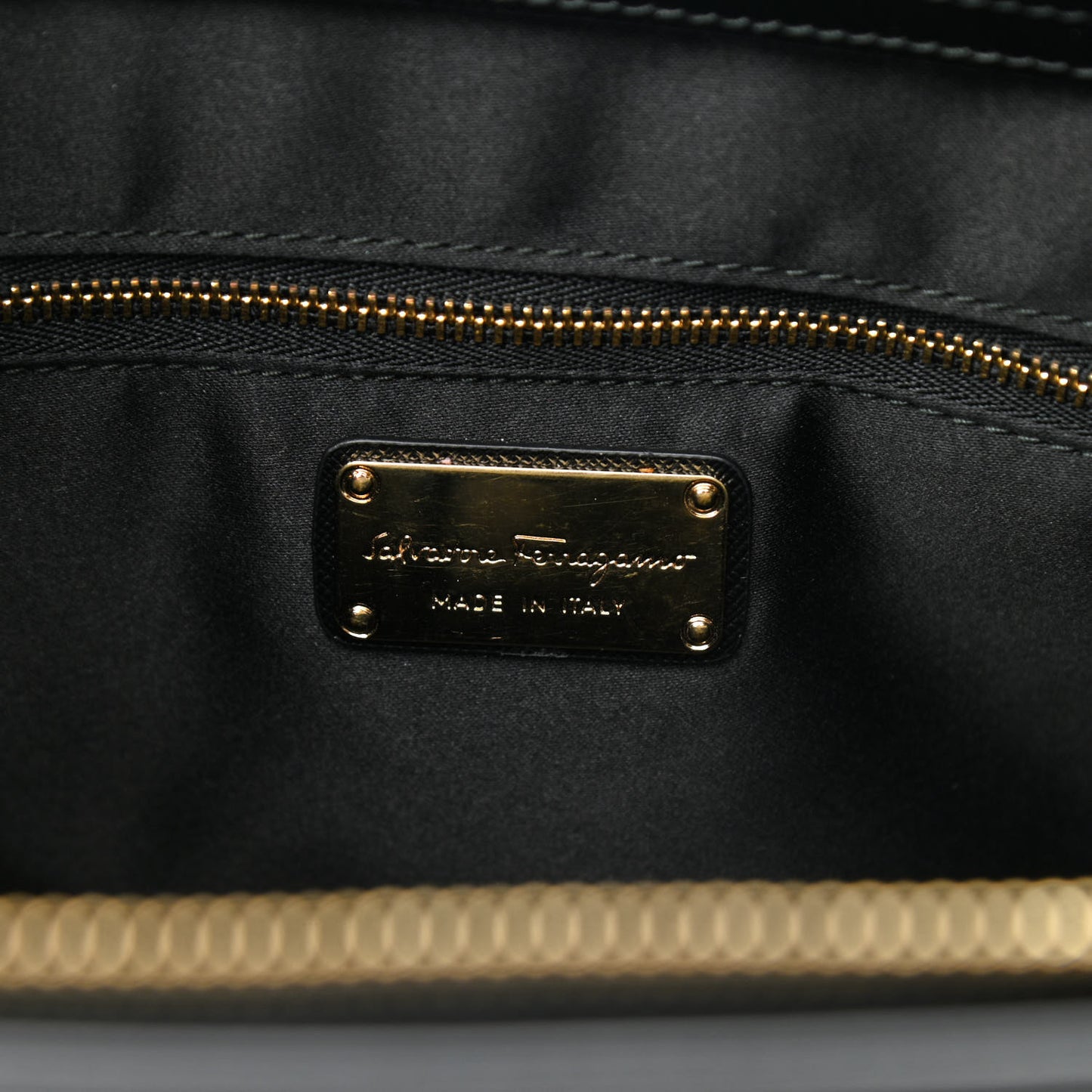 Saffiano Zig Zag Beky Tote Black Multicolor