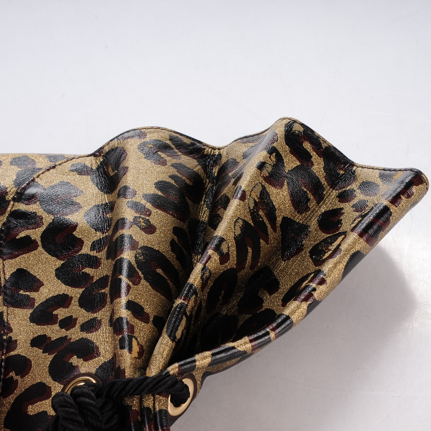 Louis Vuitton Leopard Nocturne African Queen Clutch Dore Gold 8 of 12