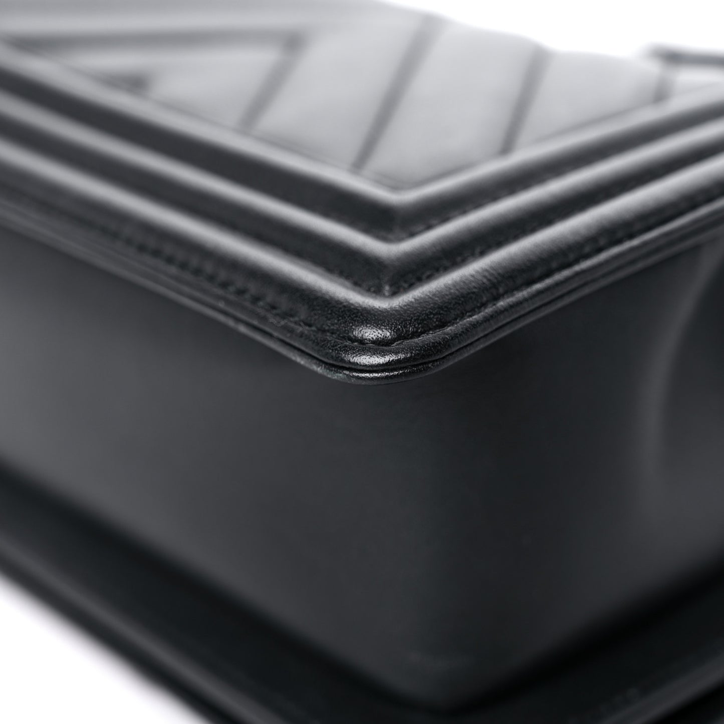 Calfskin Chevron Quilted Small Boy Flap Black