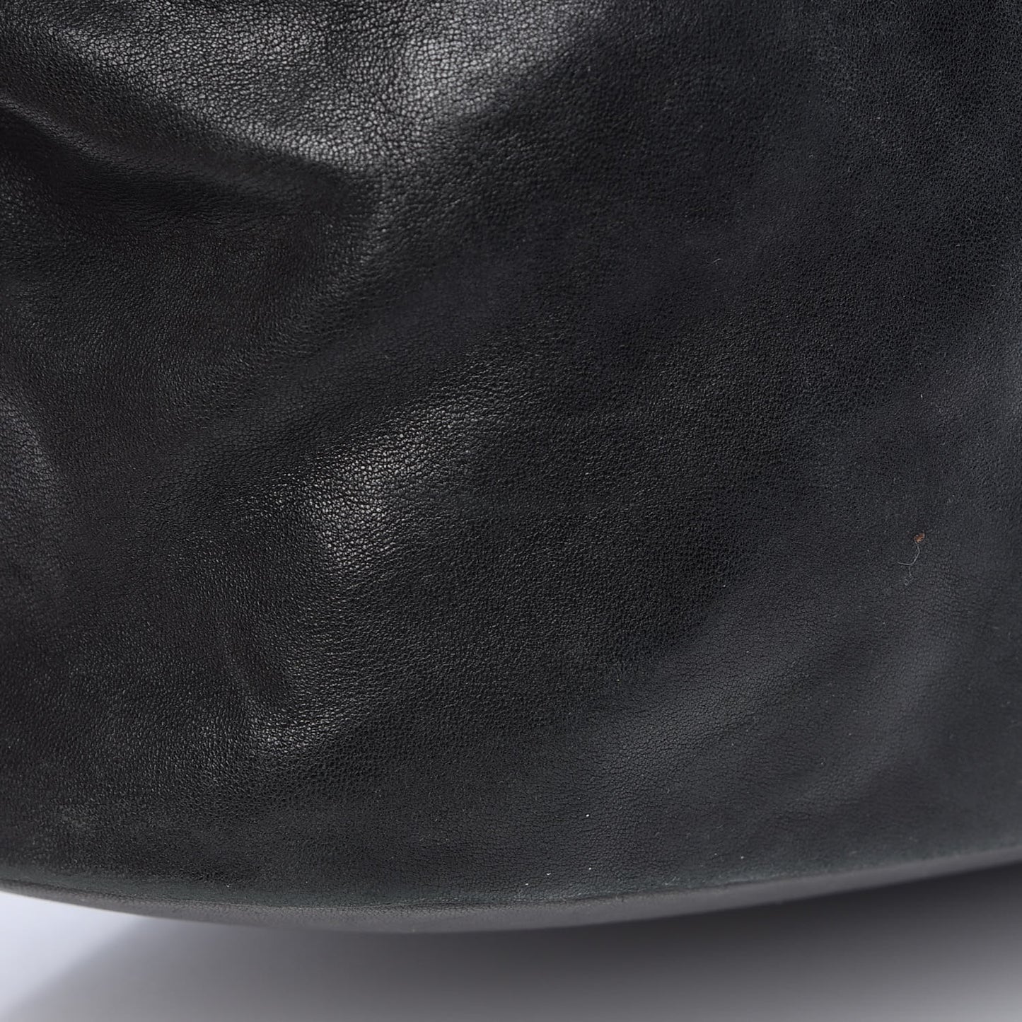 Lambskin Medium Nightingale Black