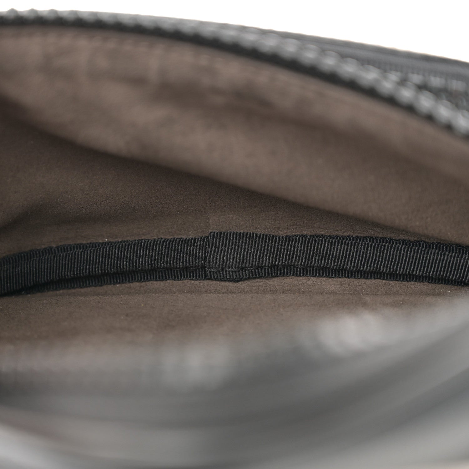 Gucci GG Supreme Monogram Belt Bag Black 5 of 11
