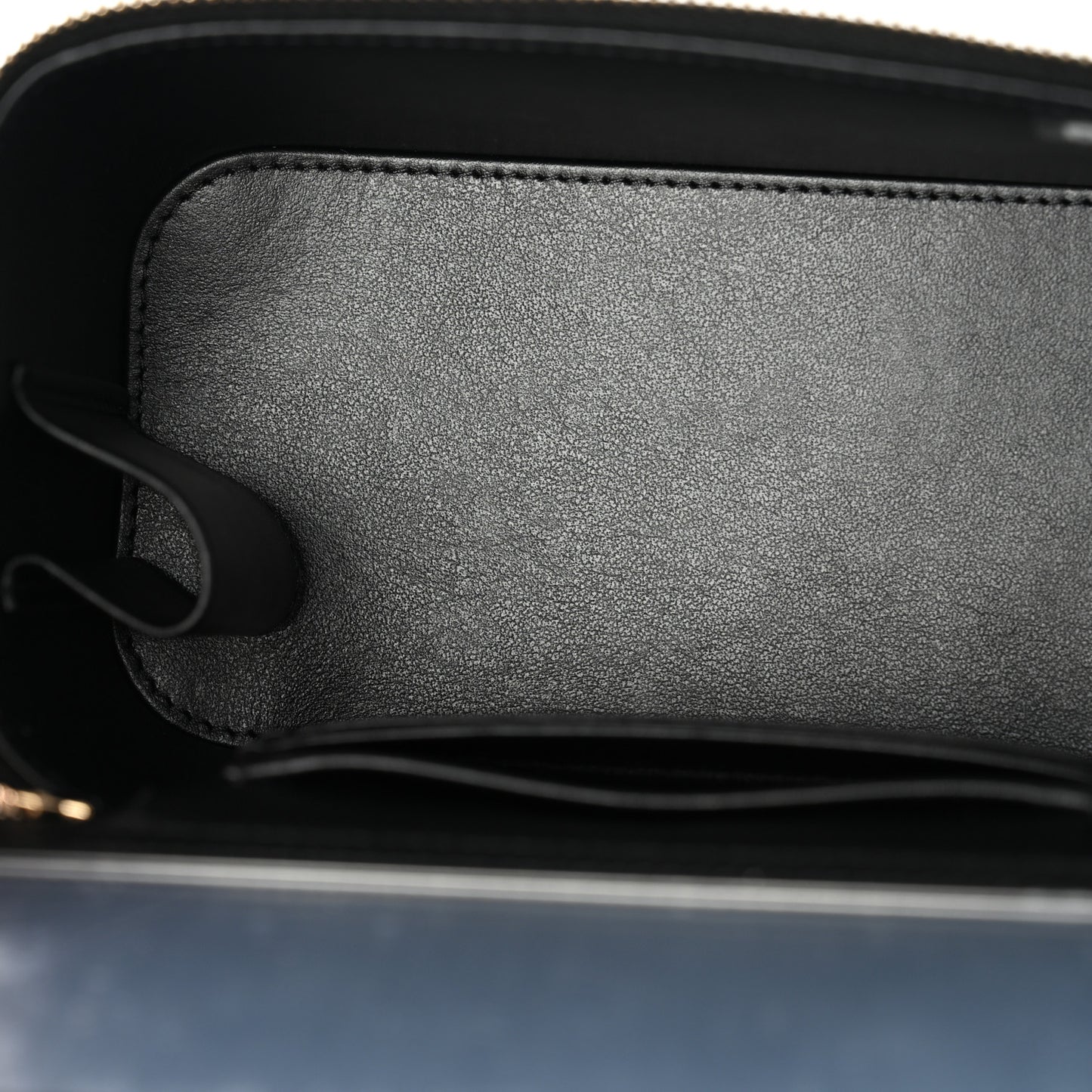 Caviar Quilted Trendy Handle Mini Vanity Black