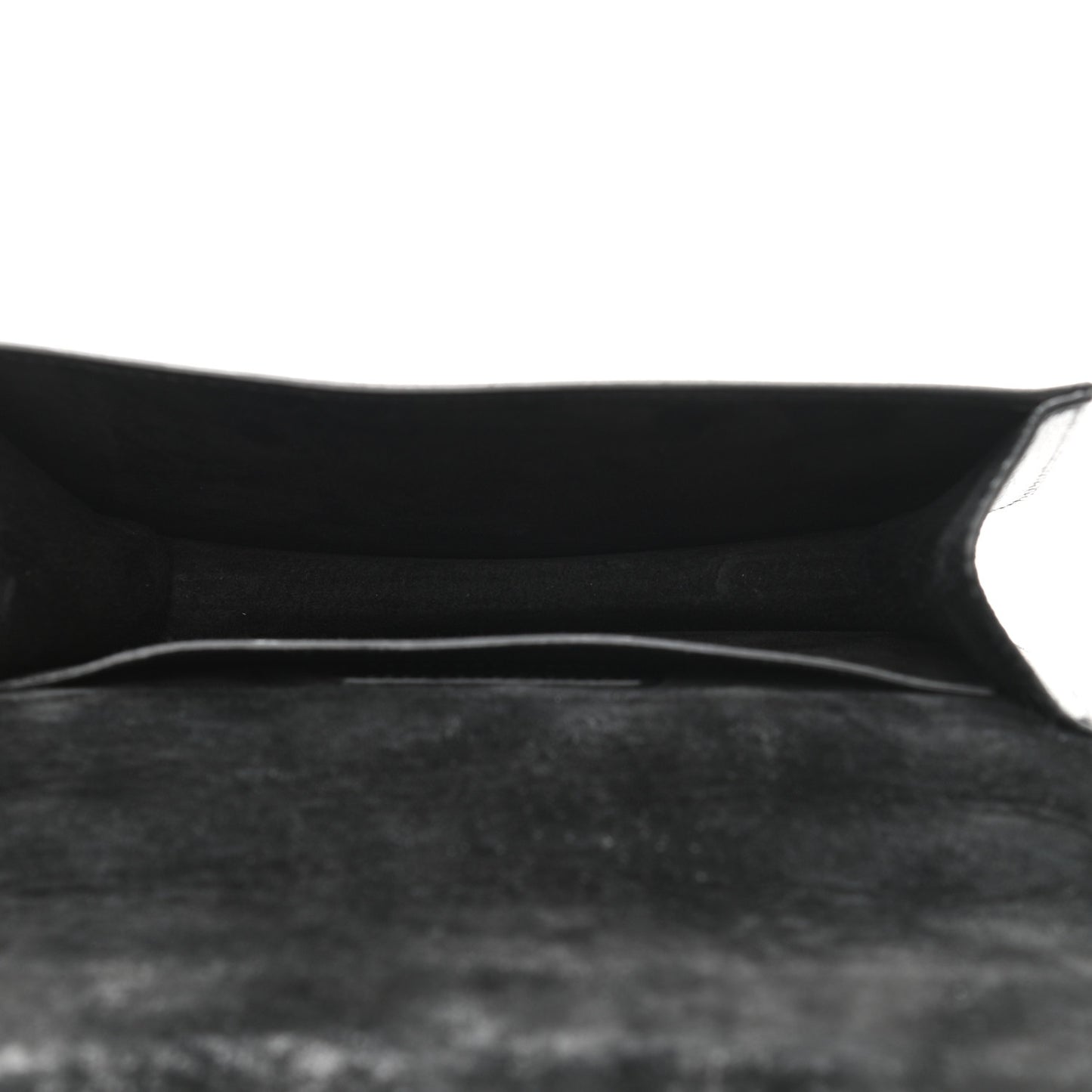 Grained Calfskin Small Insignia Flap Black