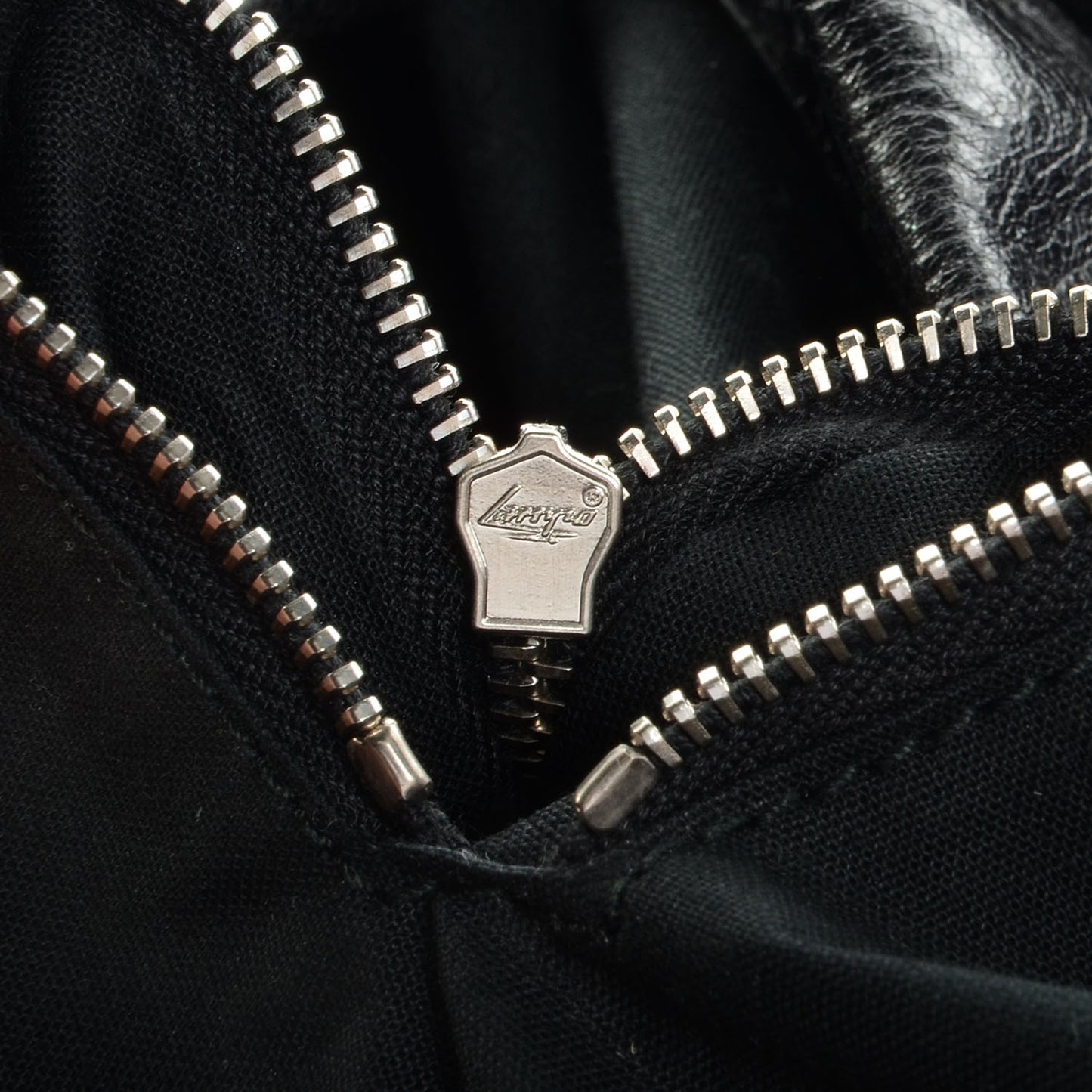 Agneau Traveler S Black