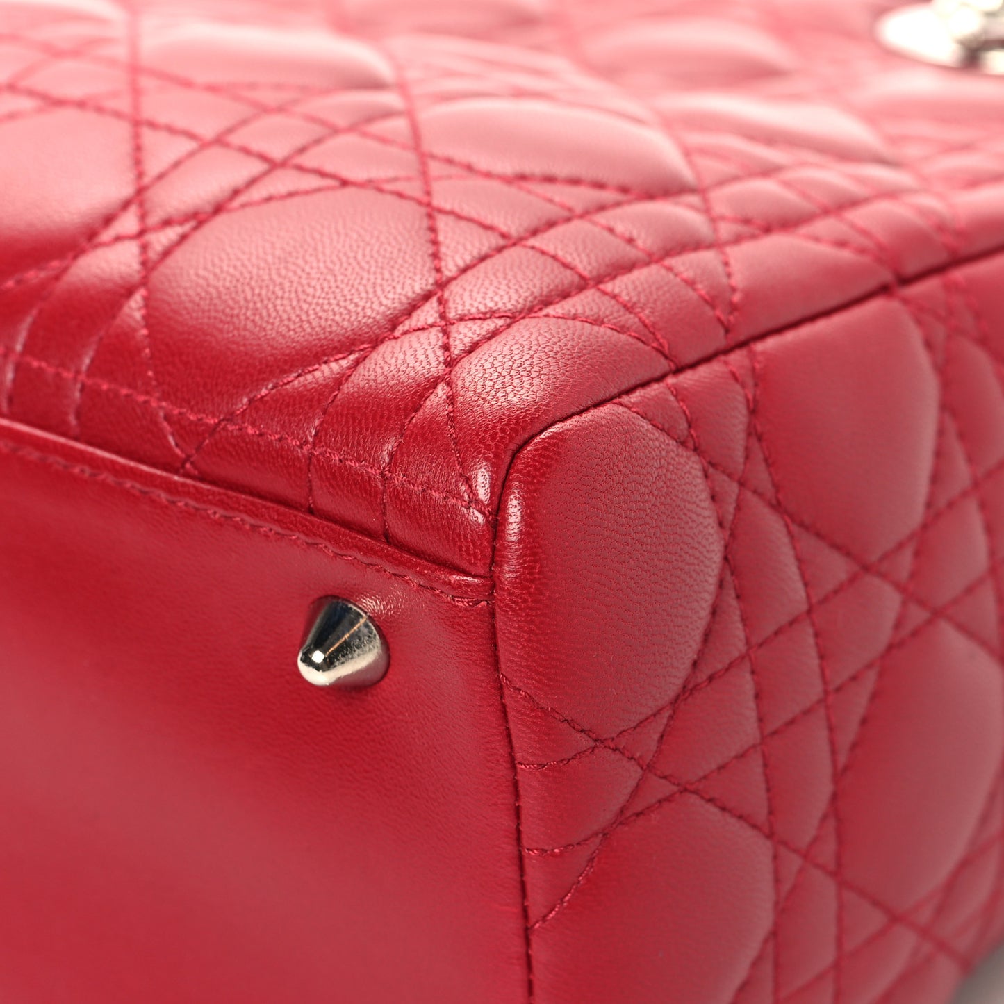 Lambskin Cannage Medium Lady Dior Red