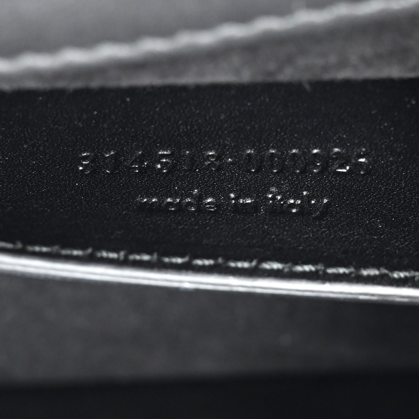 Calfskin Classic Betty Clutch Black