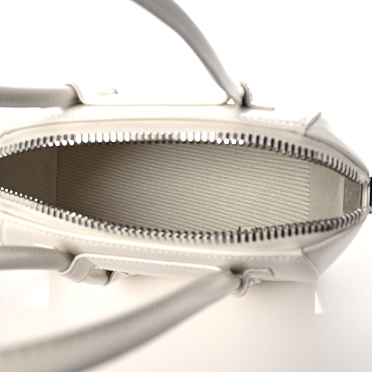 Box Calfskin Mini Lock Antigona Shoulder Bag White