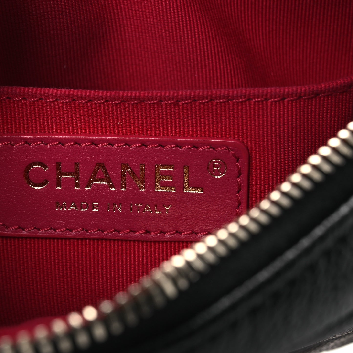 Shiny Caviar Quilted Chain Melody Camera Bag Black