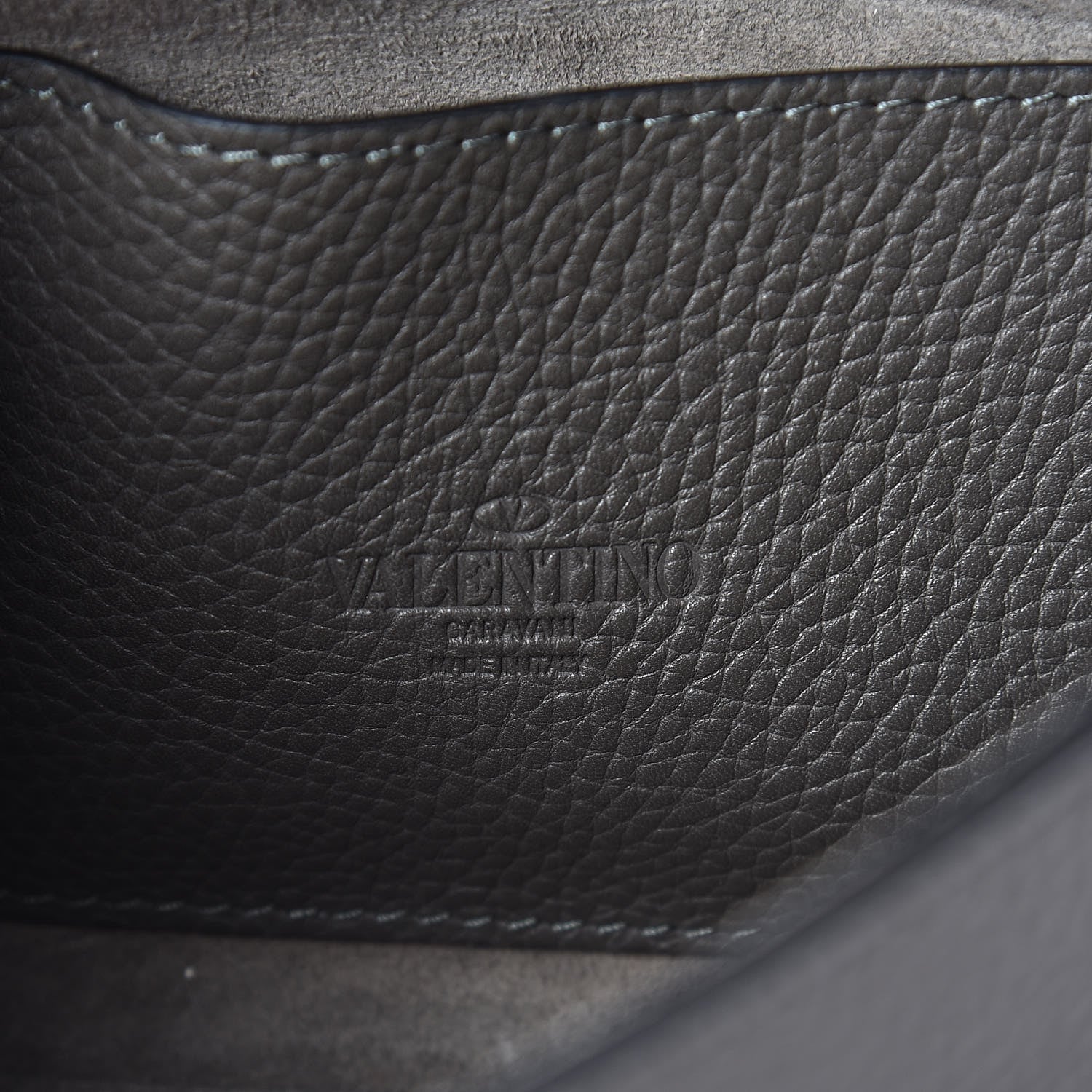 Valentino Garavani Pebbled Calfskin Medium Rockstud Flip Lock Crossbody Bag Graphite 6 of 9