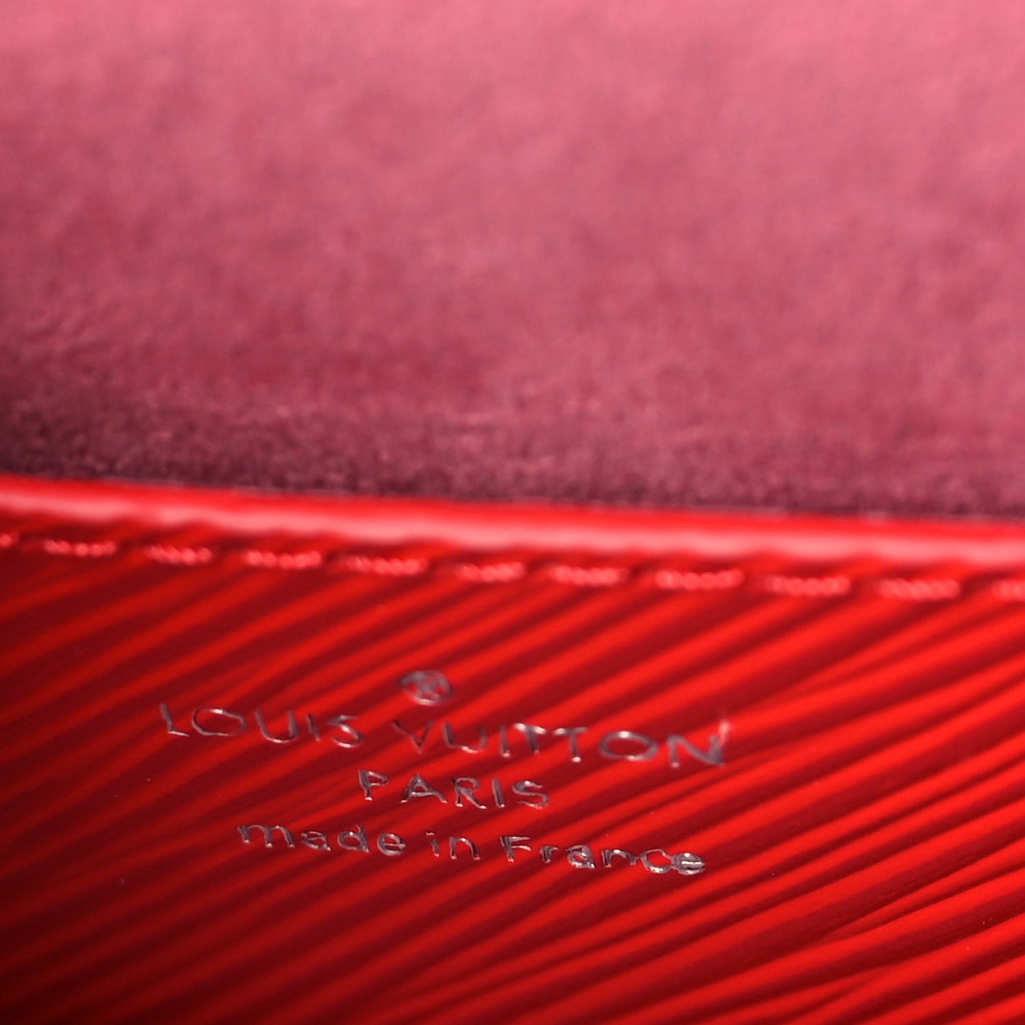 Epi Twist Shoulder Bag MM Coquelicot