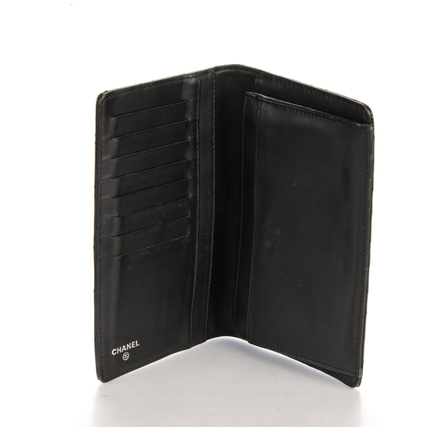 Patent Quilted Brilliant Yen Wallet Black