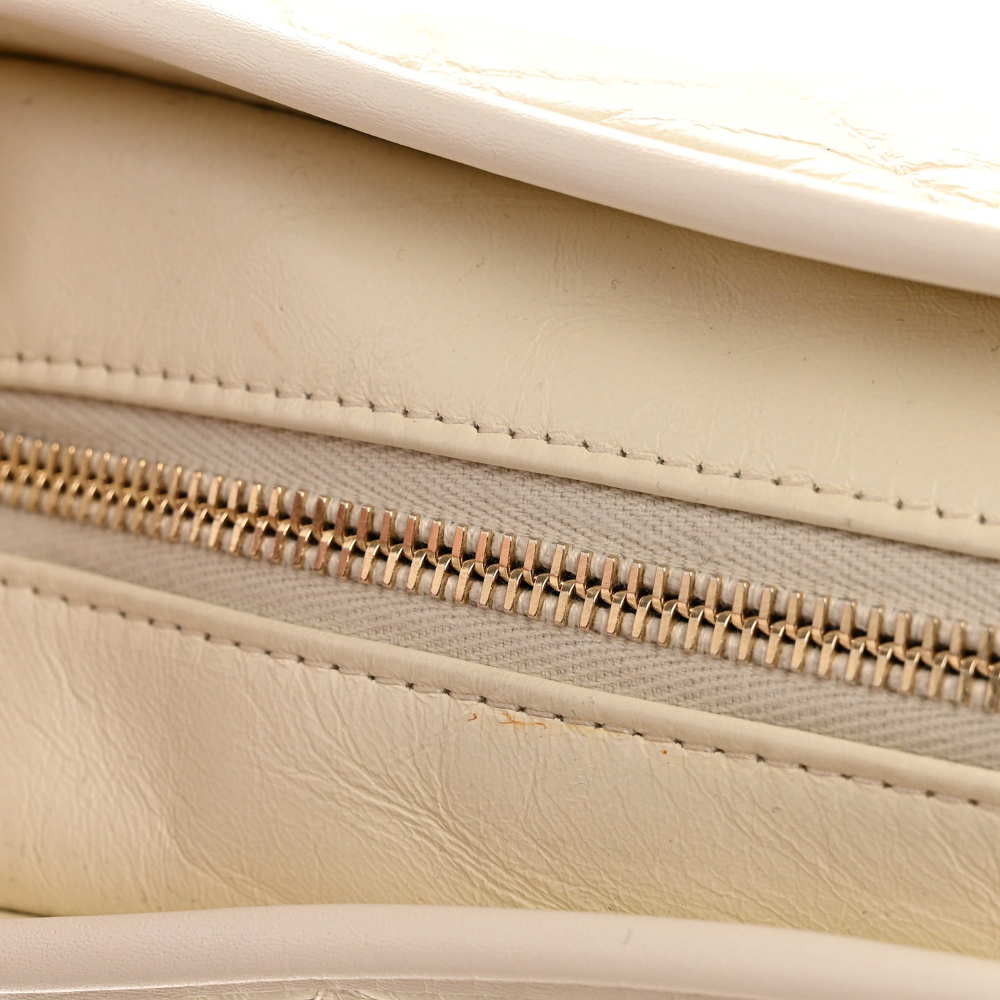 Aged Calfskin Quilted Medium Gabrielle Hobo White