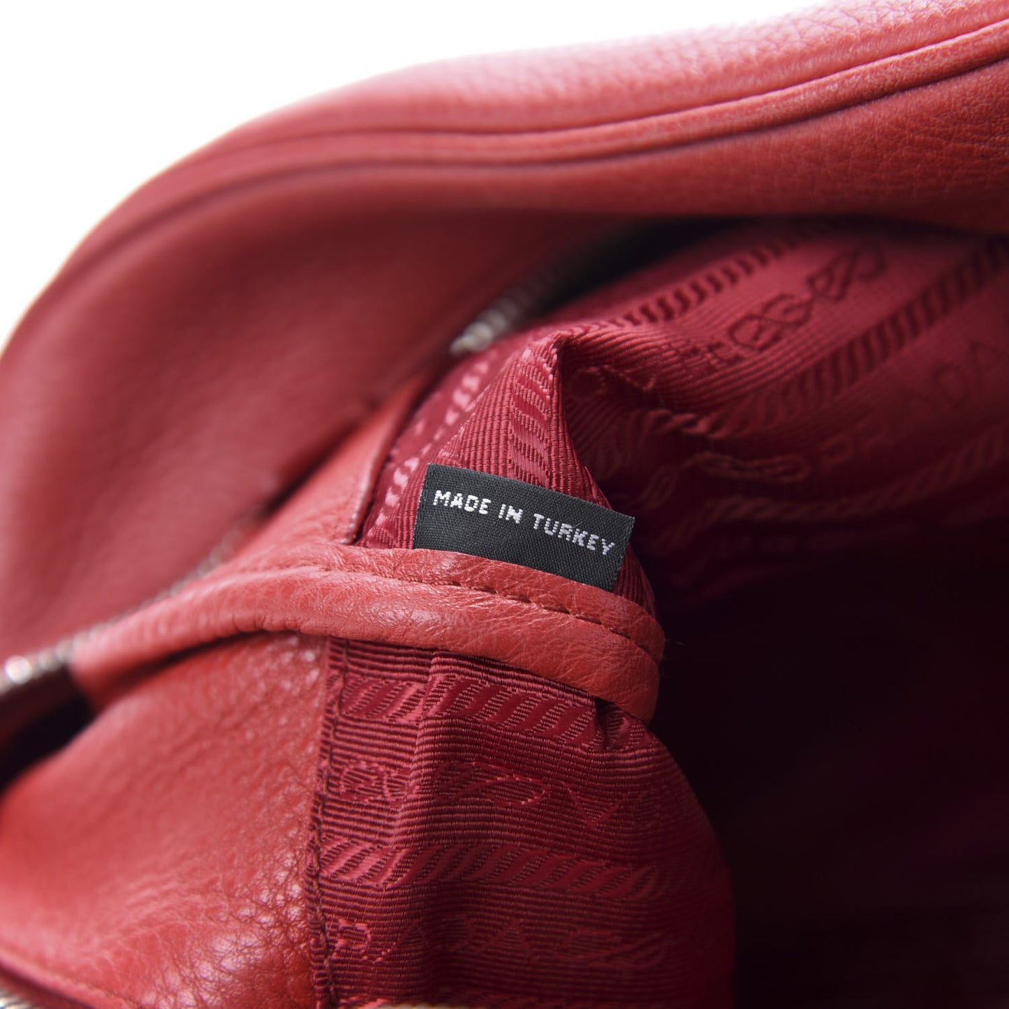 Vitello Daino Satchel Rosso
