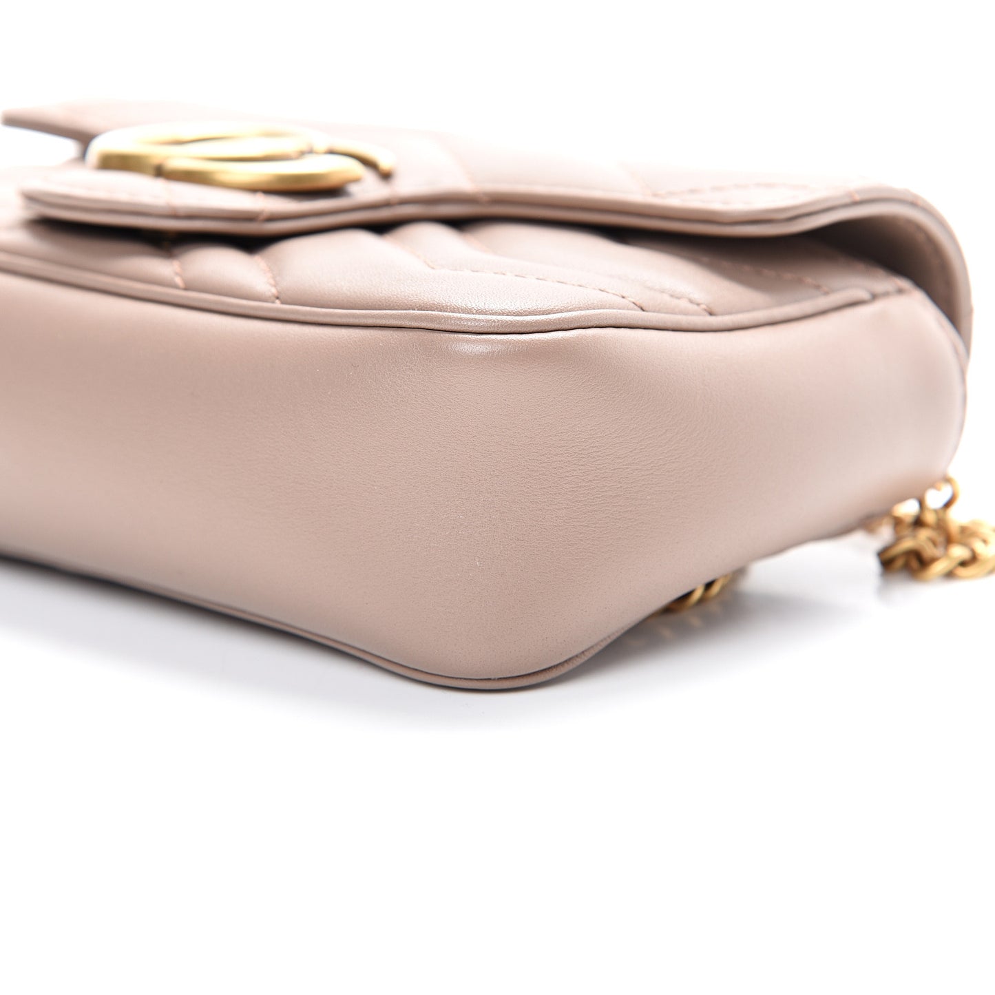 Calfskin Matelasse Super Mini GG Marmont Shoulder Bag Porcelain Rose