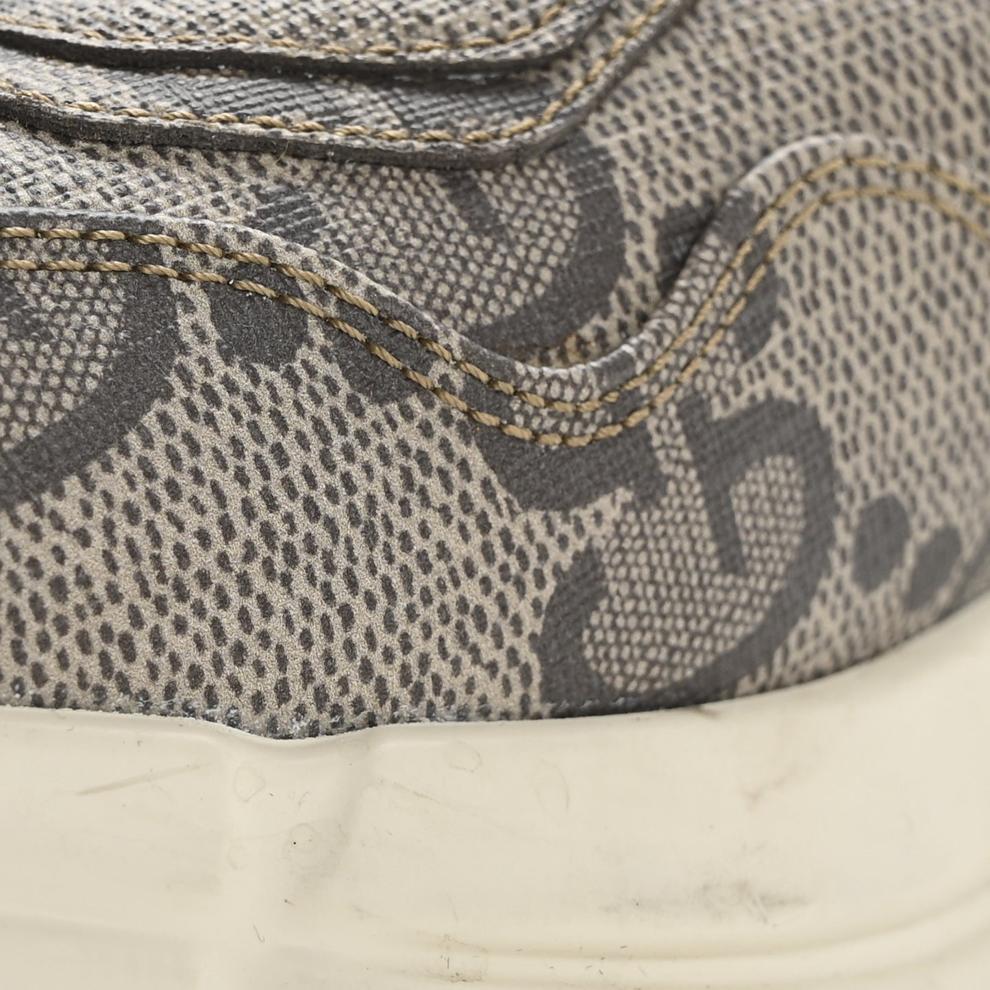 Maxi GG Supreme Monogram Gucci 100 Womens Rhyton Sneakers 40.5 Beige Ebony