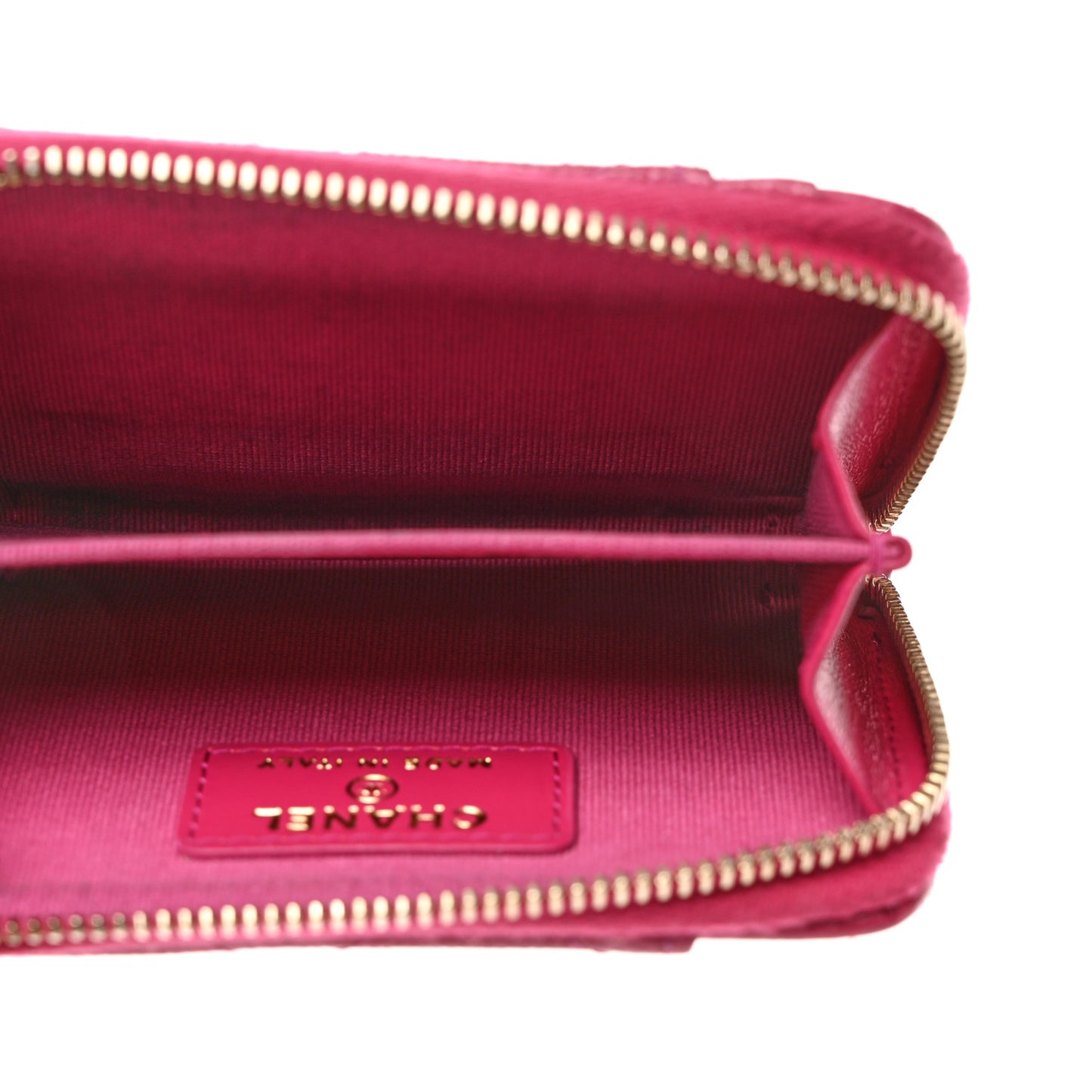 Caviar Quilted Zip Card Holder Fuchsia