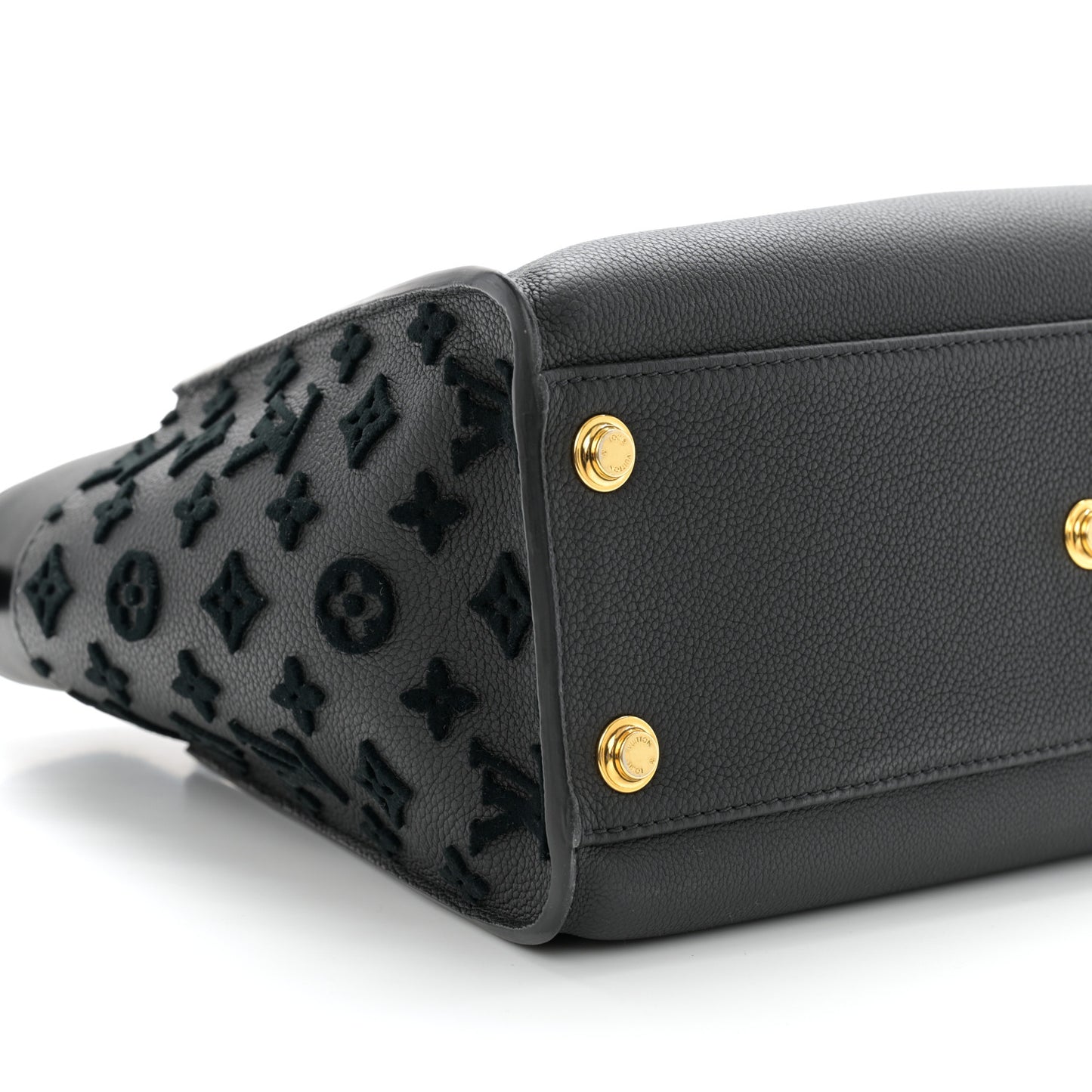 Calfskin Monogram Tufting On My Side Black