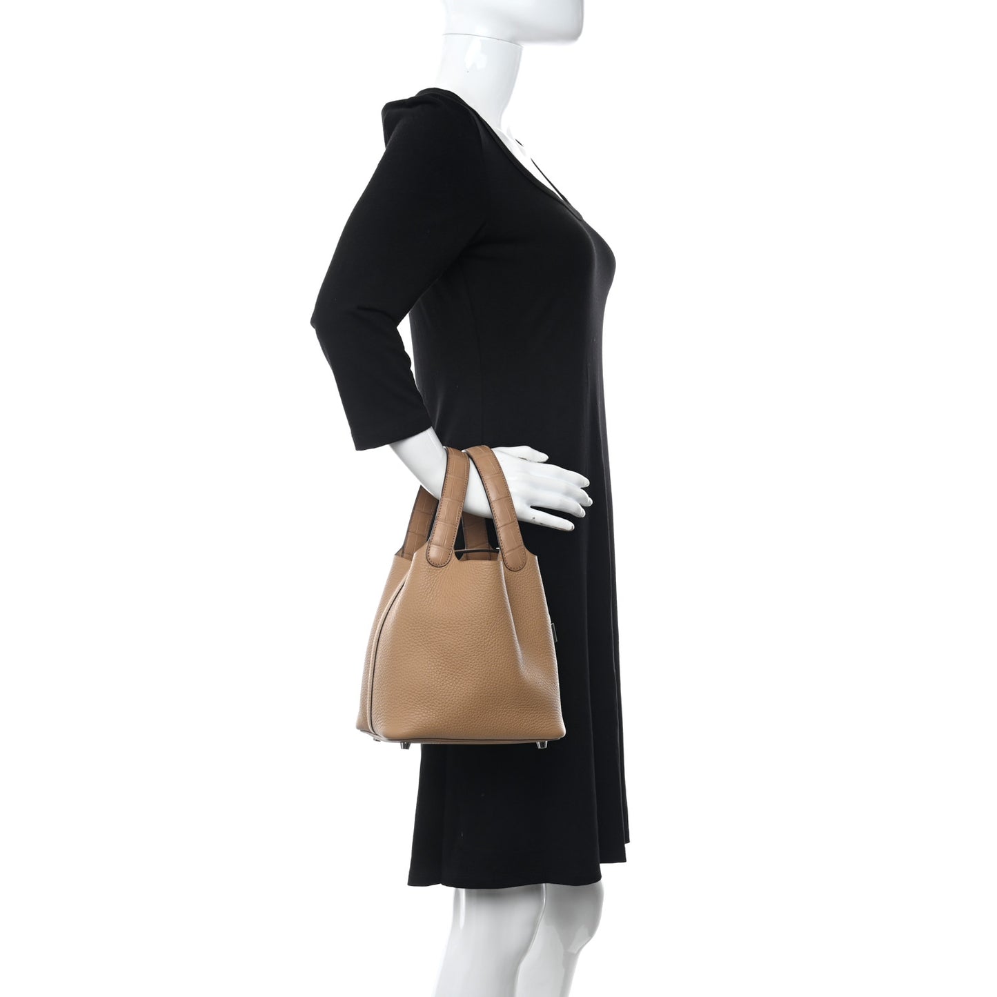 Taurillon Clemence Matte Alligator Picotin Lock Touch 18 PM Chai