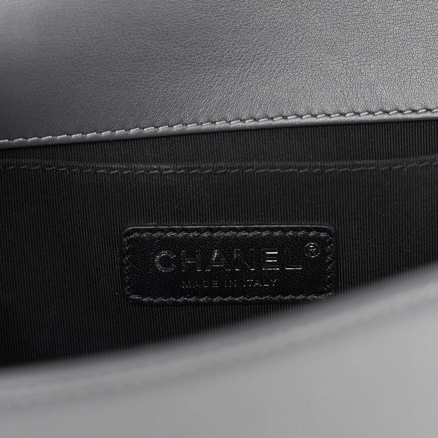 Tweed Calfskin Medium Boy Flap Grey