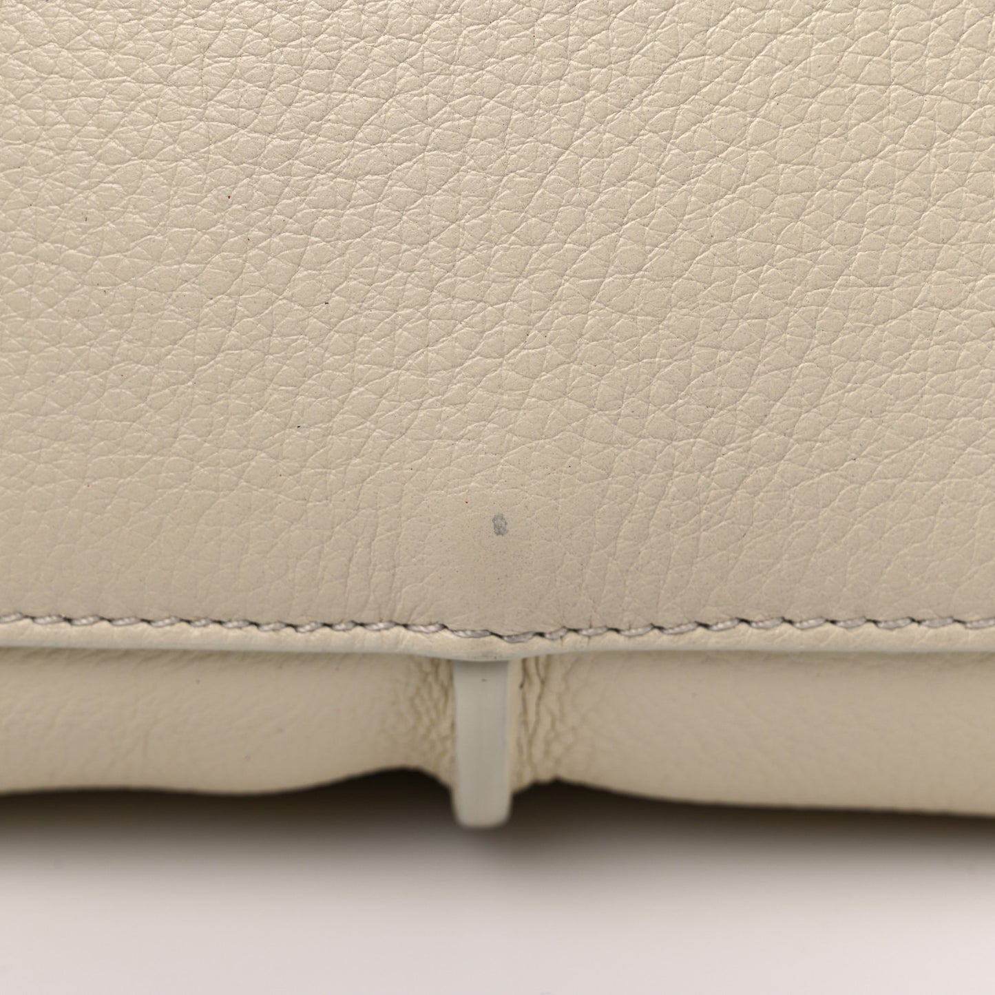 Smooth Calfskin Medium Vick Tote Off White