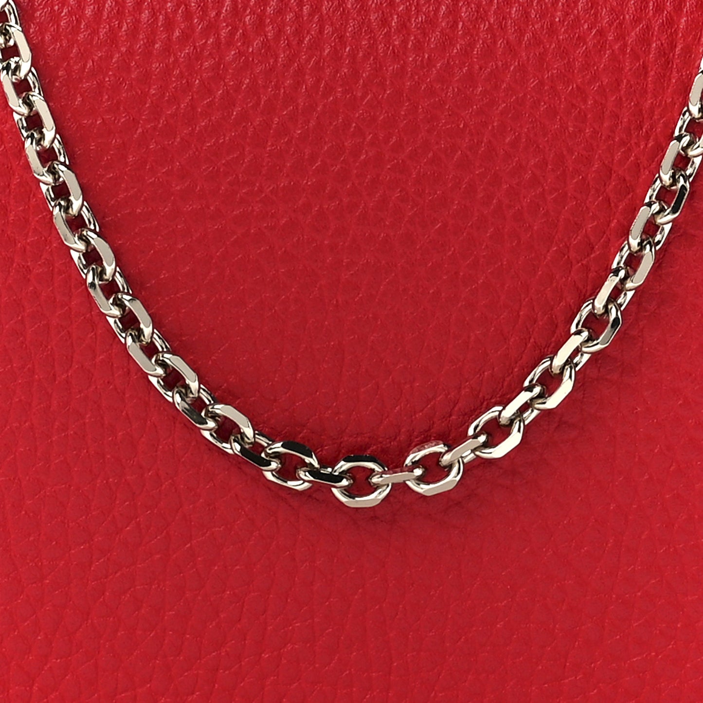 Pebbled Calfskin Rockstud Wallet on Chain Rouge Pur