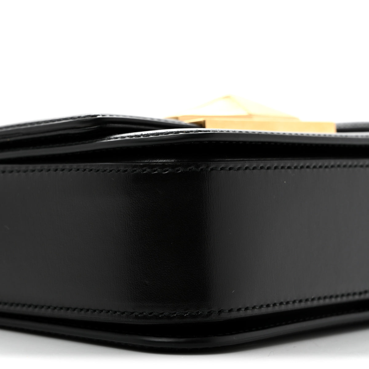 Box Calfskin Diamond Crossbody Bag Black