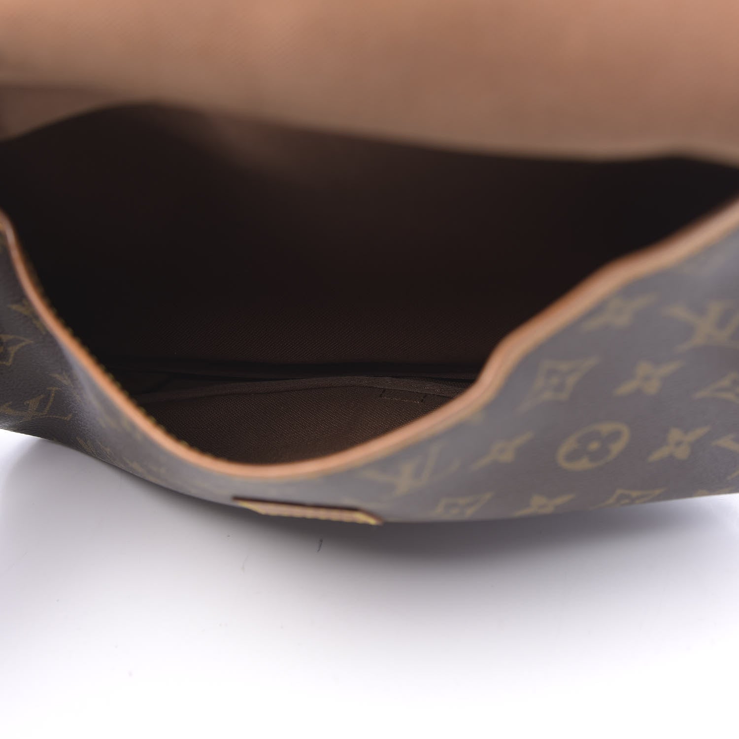 Louis Vuitton Monogram Saumur 30 5 of 12