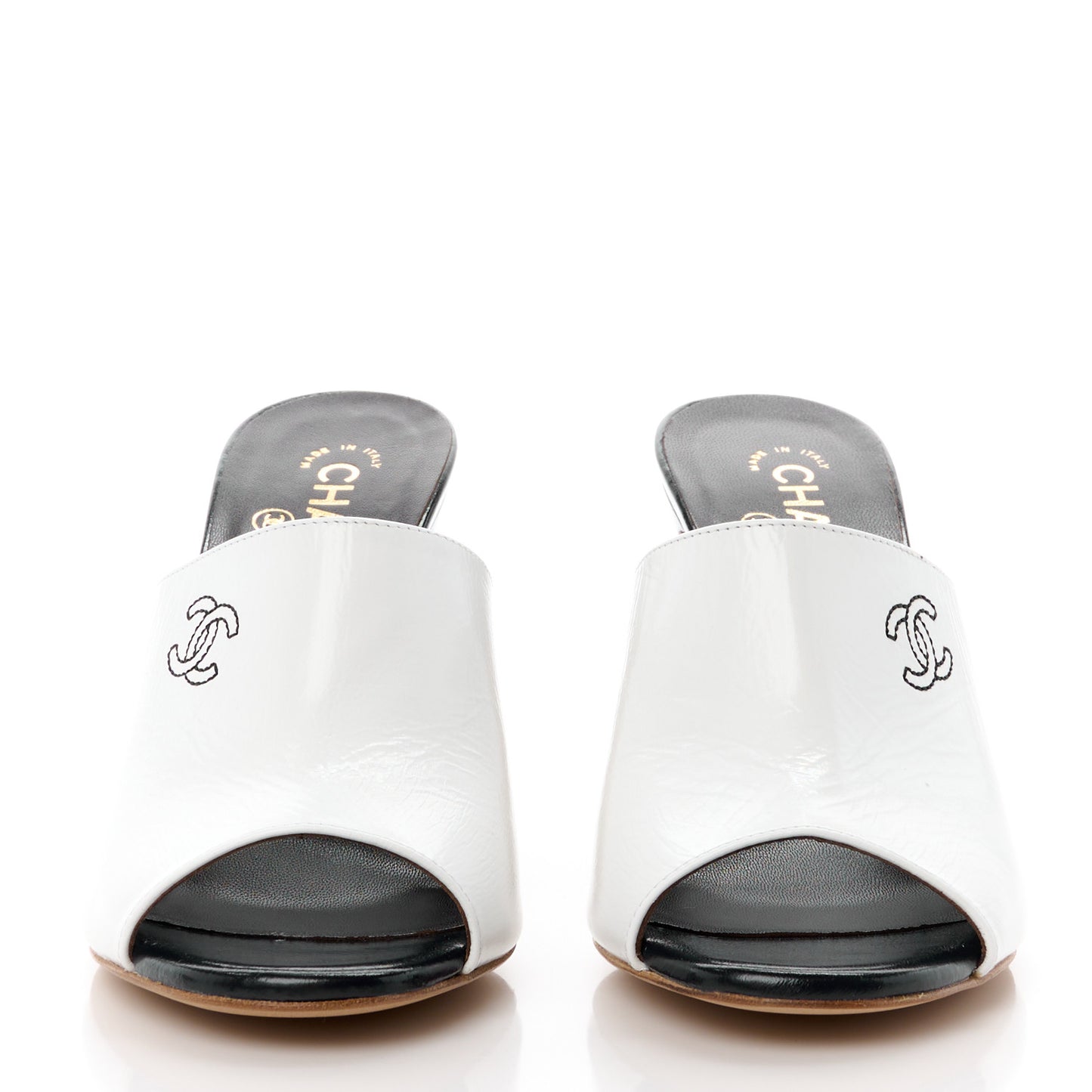 Crumpled Patent Stitched CC Mule Sandals 41 White Black