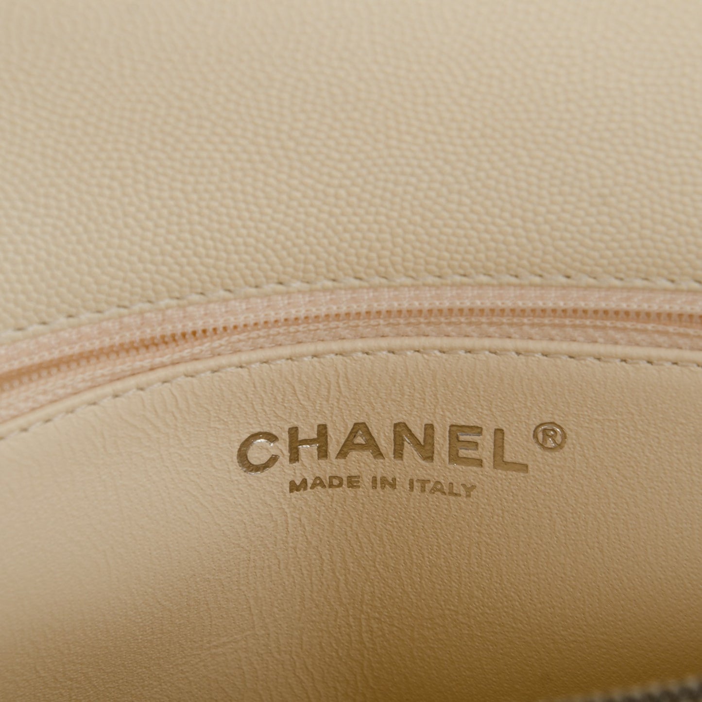 Caviar Lizard Quilted Medium Coco Handle Flap White