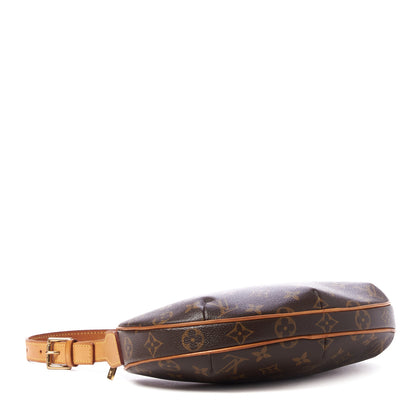 Louis Vuitton Monogram Croissant PM 4 of 8