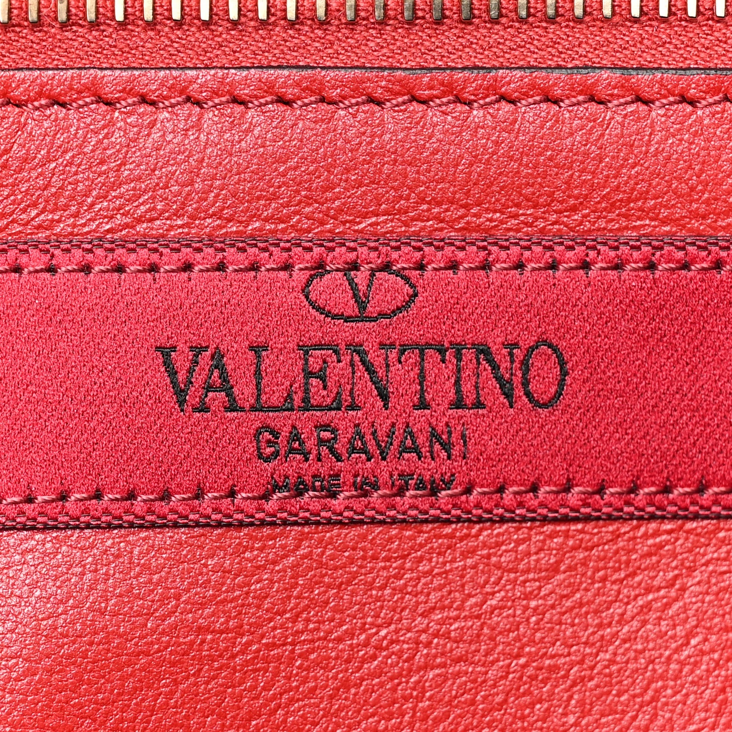 Nappa Rockstud Spike Wallet On Chain Optic White