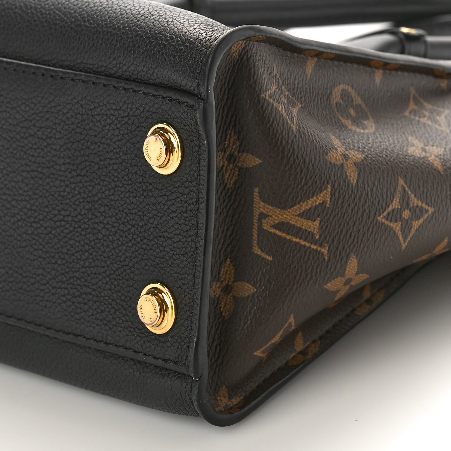 Calfskin Monogram On My Side PM Black